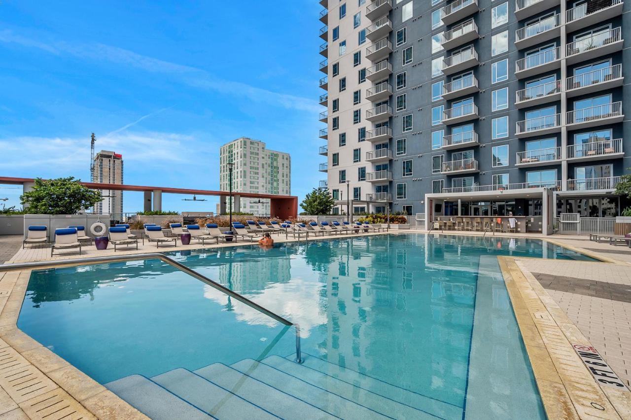 Luxury 1 Bedroom With Den Downtown Tampa Apt - City Views, Rooftop Pool, Workspace Εξωτερικό φωτογραφία