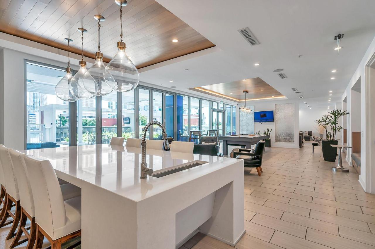 Luxury 1 Bedroom With Den Downtown Tampa Apt - City Views, Rooftop Pool, Workspace Εξωτερικό φωτογραφία